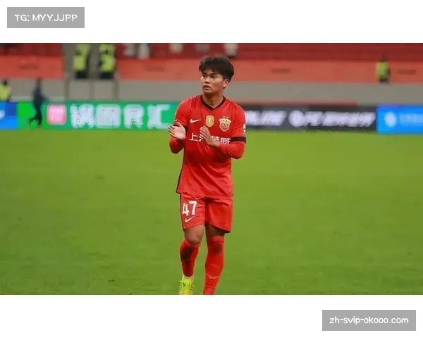 蒯纪闻灵动表现增添活力 国足替补登场展现潜力